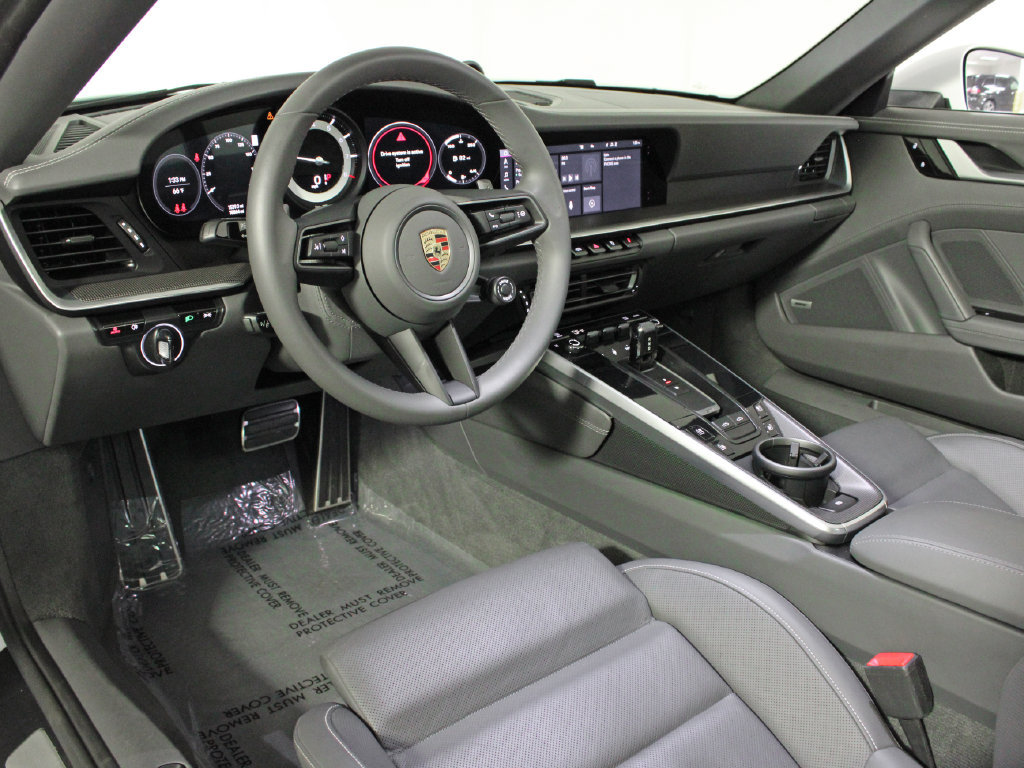 Certified 2021 Porsche 911 Targa 4S w/ Premium Package AWD/4WD image 4