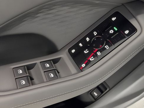 Used 2025 Audi A5 2.0T Premium w/ Convenience Package image 15