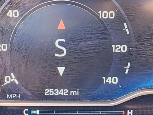 Certified 2024 Chevrolet Silverado 1500 LTZ image 15