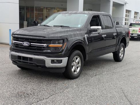 Used 2024 Ford F150 XLT w/ Equipment Group 302A MID image 4