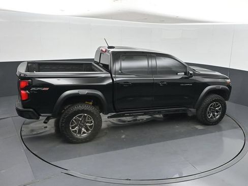 Used 2024 Chevrolet Colorado ZR2 AWD/4WD image 36