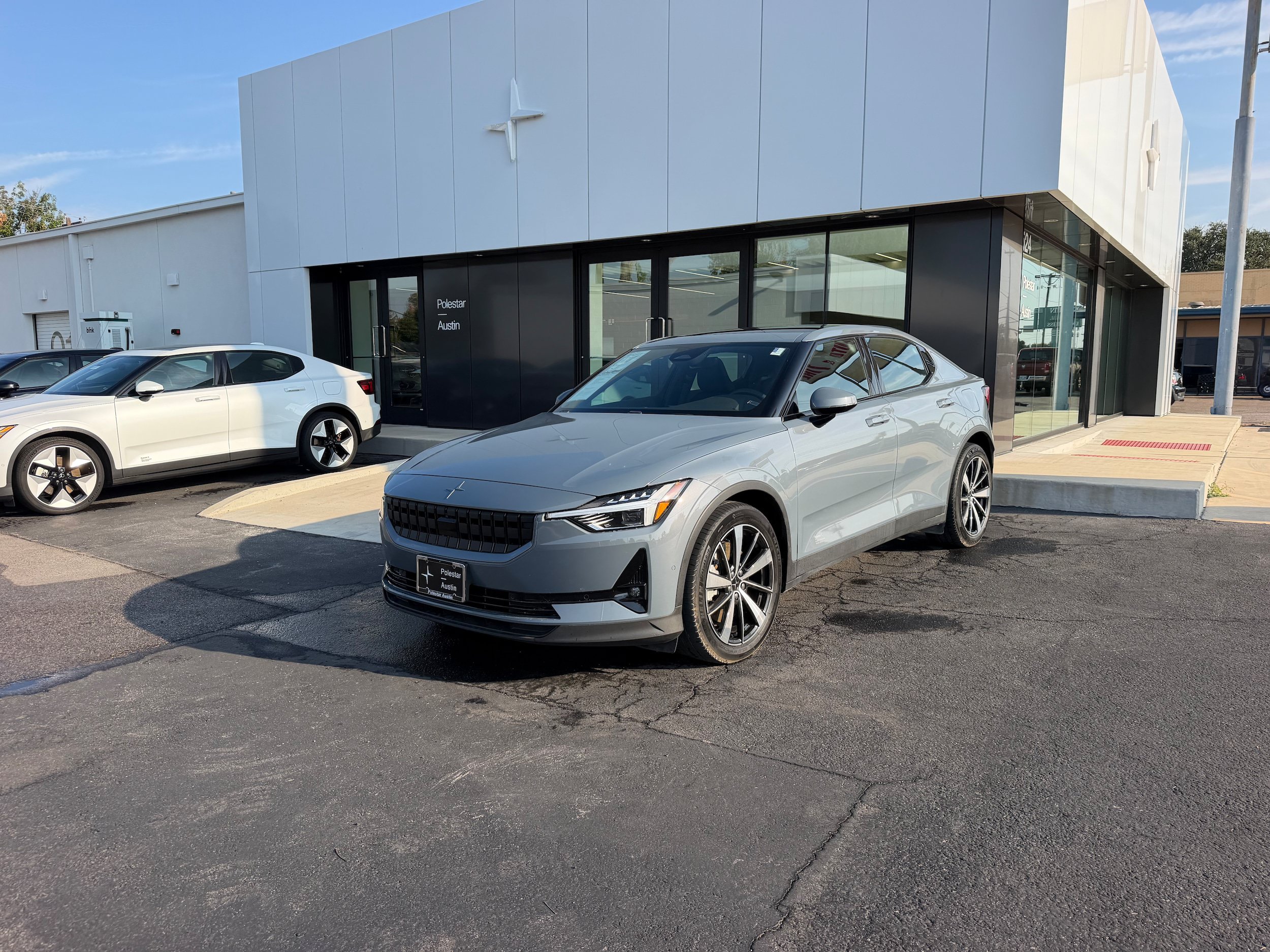 Used 2022 Polestar Polestar 2 w/ Plus Package AWD/4WD image 2
