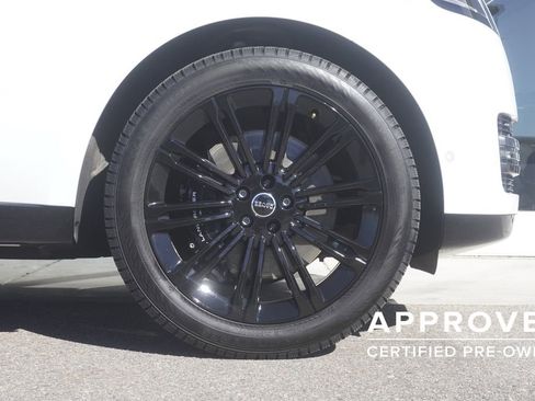Used 2023 Land Rover Range Rover SE image 35