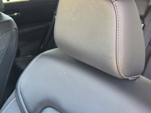 Used 2024 Nissan Pathfinder SL image 30