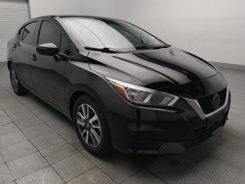 Used 2021 Nissan Versa SV FWD image 13