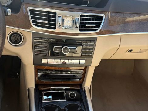 Used 2014 Mercedes-Benz E 350 Sedan image 14