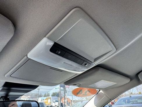 Used 2024 Nissan Altima 2.5 SR image 25