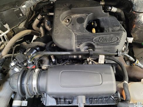 Used 2020 Ford Explorer XLT w/ Comfort Package image 30