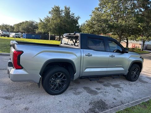 Used 2022 Toyota Tundra SR5 w/ SR5 Premium Package RWD image 6