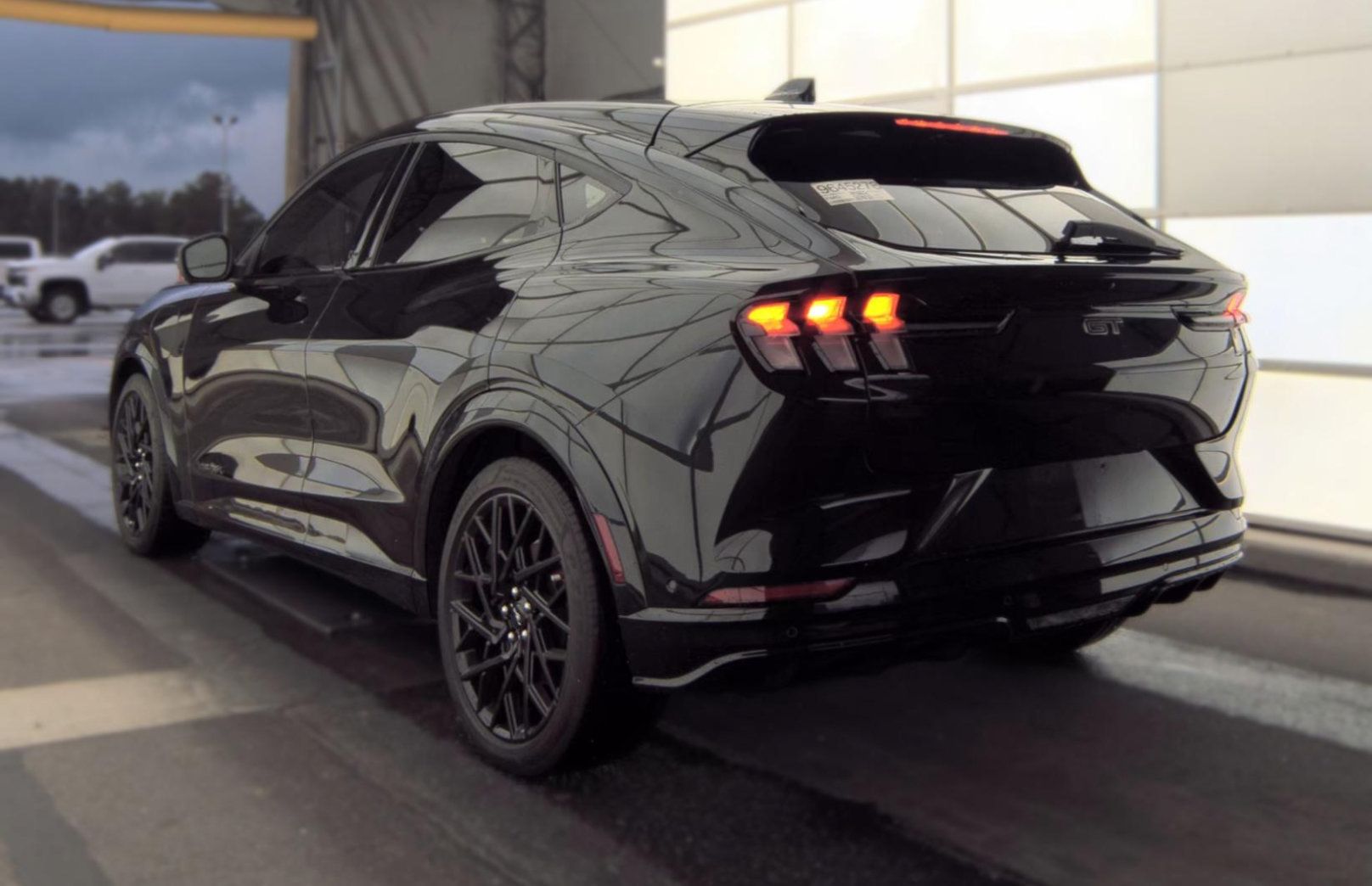Used 2023 Ford Mustang Mach-E GT w/ GT Performance Edition AWD/4WD image 7