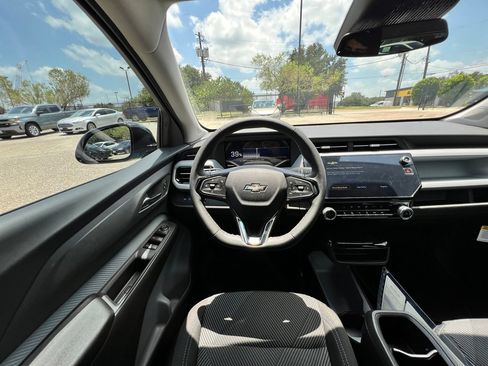New 2027 Chevrolet Bolt LT w/ Comfort Package FWD image 14