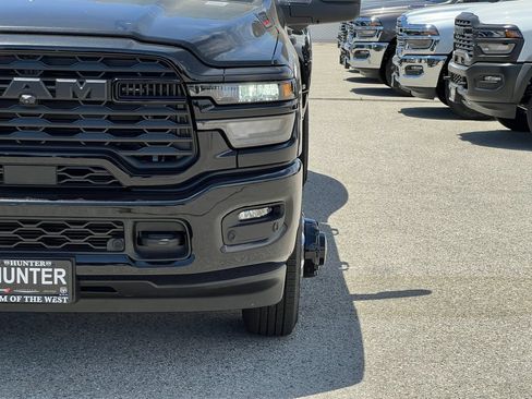 New 2026 RAM 3500 Big Horn AWD/4WD image 13