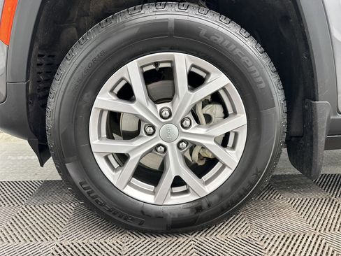 Used 2022 Jeep Grand Cherokee Limited w/ Trailer Tow Prep Group (B) image 11