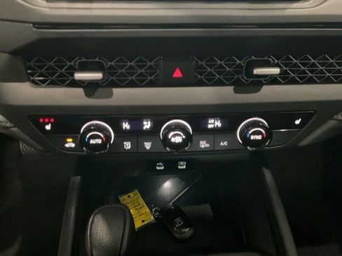 Used 2024 Honda Accord EX image 12