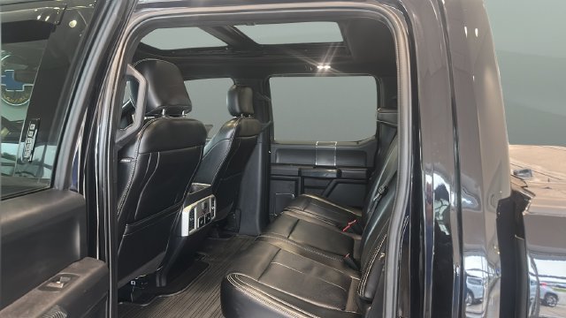 Used 2019 Ford F150 Lariat w/ Equipment Group 502A Luxury AWD/4WD image 18