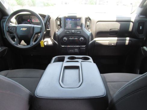 Used 2021 Chevrolet Silverado 1500 Custom RWD image 13