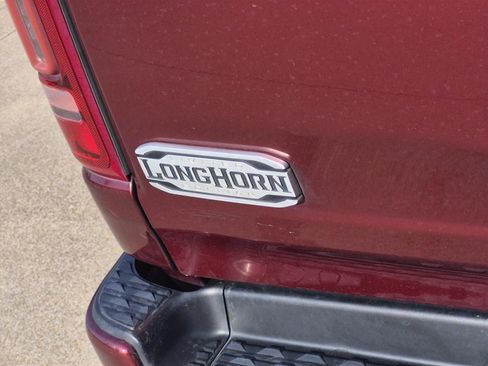 Used 2021 RAM 1500 Limited AWD/4WD image 9