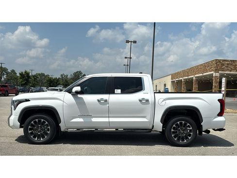 New 2026 Toyota Tundra Limited AWD/4WD image 10