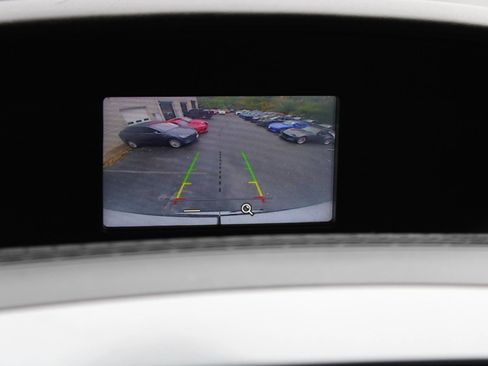 Used 2019 Ford Transit 350 XLT image 9