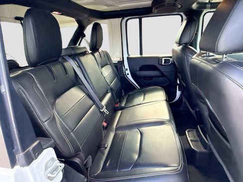 Certified 2022 Jeep Wrangler Unlimited Sahara w/ Cold Weather Group AWD/4WD image 30