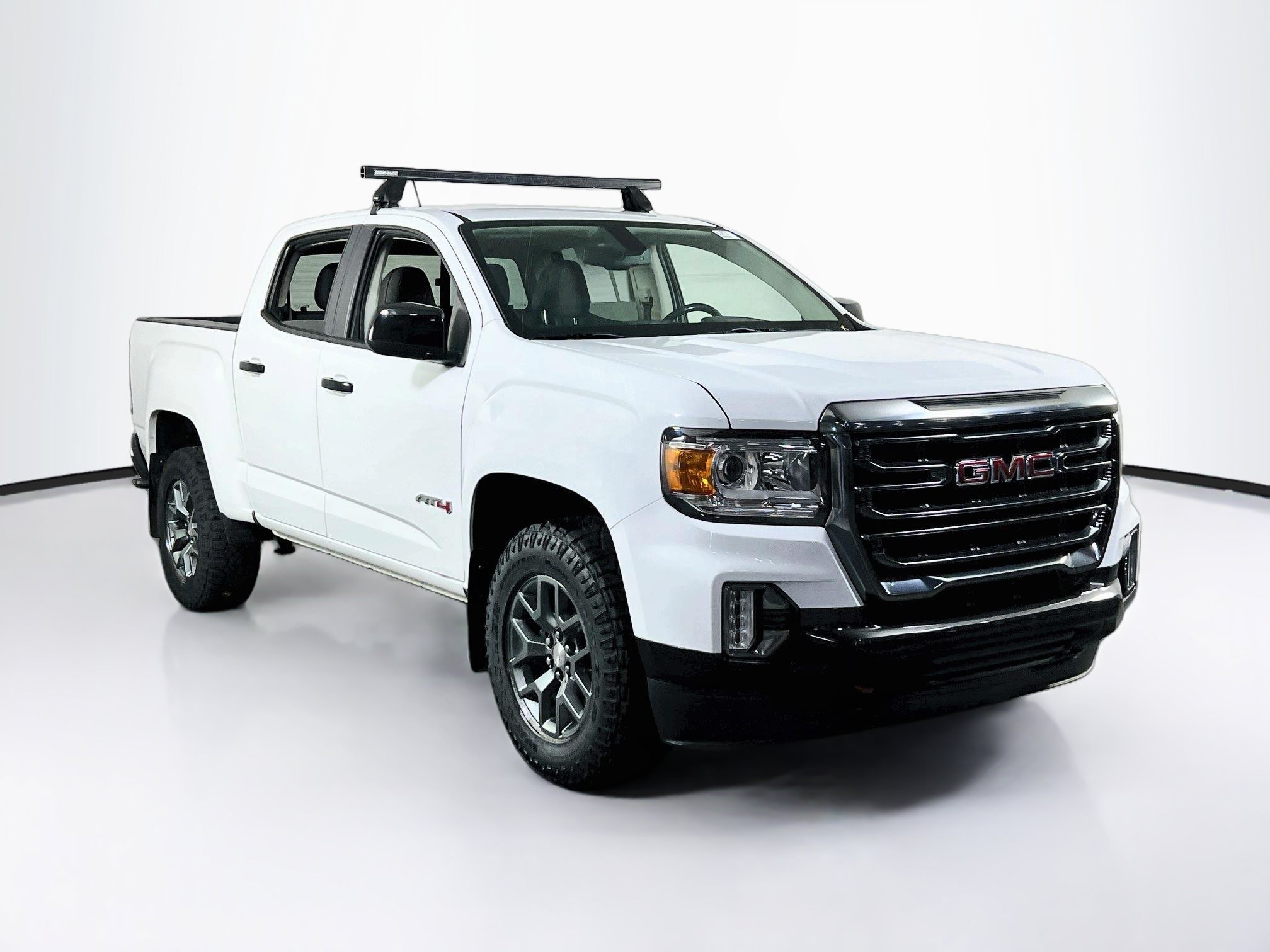 Used 2022 GMC Canyon AT4 w/ Trailering Package AWD/4WD image 3