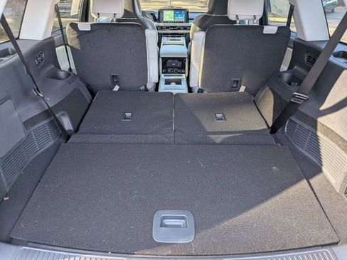 New 2026 Lincoln Aviator Reserve image 8