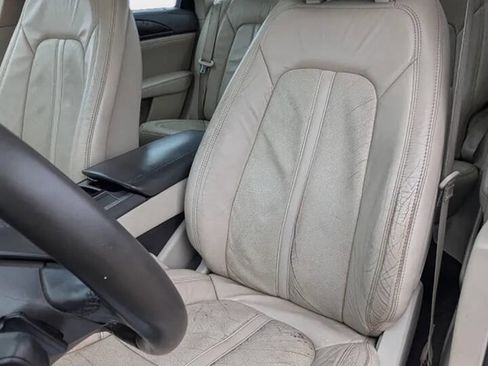 Used 2017 Lincoln MKZ Reserve image 11