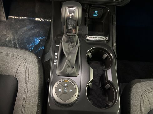 New 2025 Ford Bronco Big Bend image 17