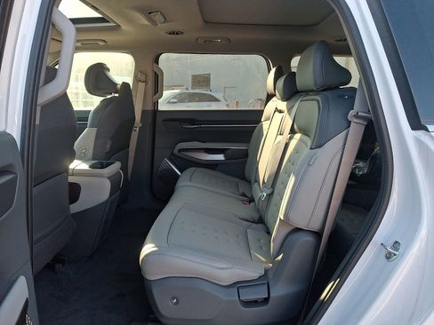 New 2026 Kia EV9 Wind image 9