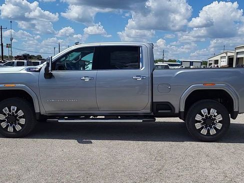 New 2025 GMC Sierra 2500 Denali w/ Denali Reserve Package image 5