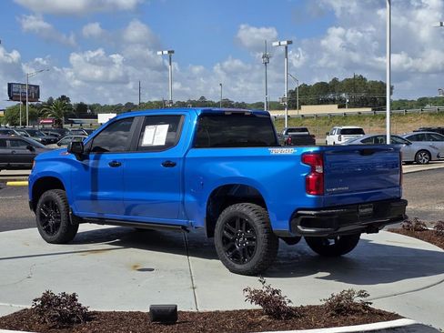 Used 2025 Chevrolet Silverado 1500 LT Trail Boss AWD/4WD image 4