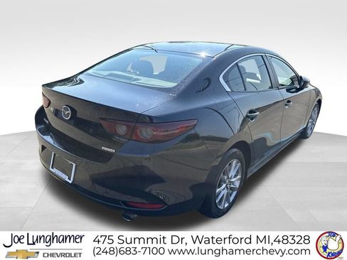 Used 2021 MAZDA MAZDA3 Sedan FWD image 3