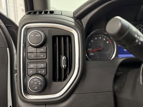 Used 2022 Chevrolet Silverado 1500 RST w/ Convenience Package II image 32