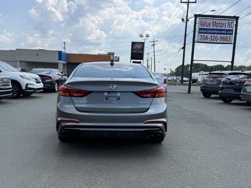 Used 2018 Hyundai Elantra Sport FWD image 6