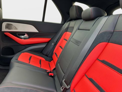 Used 2025 Mercedes-Benz GLE 53 AMG 4MATIC image 13