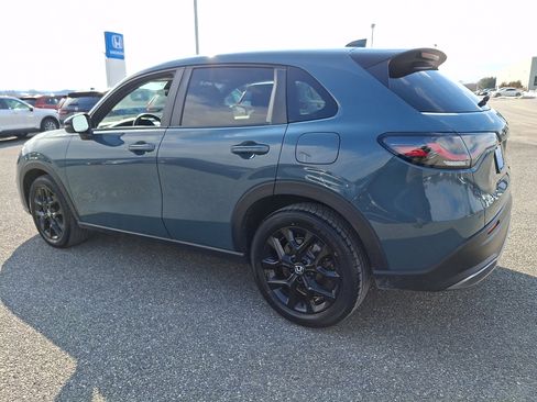 Certified 2025 Honda HR-V Sport image 4