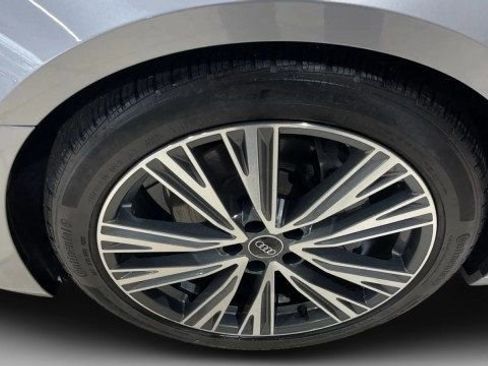Used 2021 Audi A6 2.0T Premium w/ Convenience Package image 24