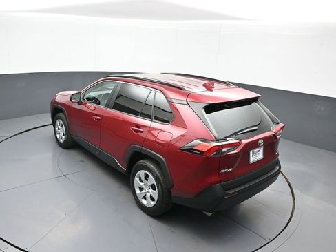 Used 2020 Toyota RAV4 LE AWD/4WD image 39