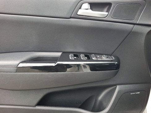 Used 2020 Kia Sportage EX w/ Option Group 15 image 13