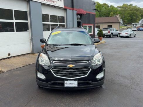 Used 2017 Chevrolet Equinox LT AWD/4WD image 3