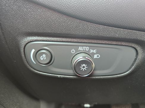 Used 2018 Chevrolet Equinox LT w/ Sun & Infotainment Package AWD/4WD image 13