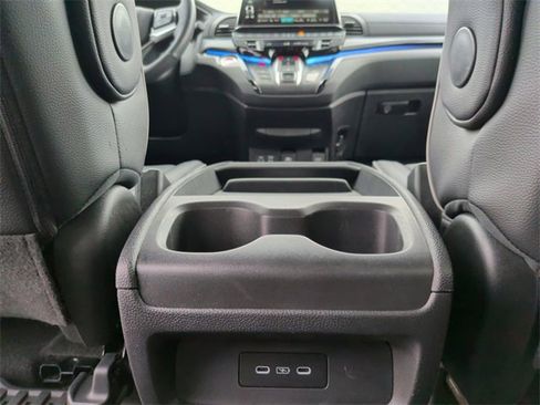 Used 2025 Honda Odyssey Elite image 27