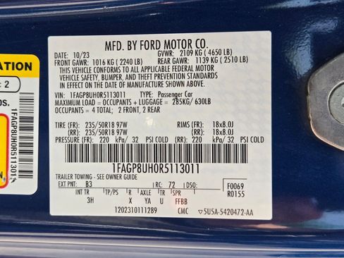 Used 2024 Ford Mustang Premium RWD image 30