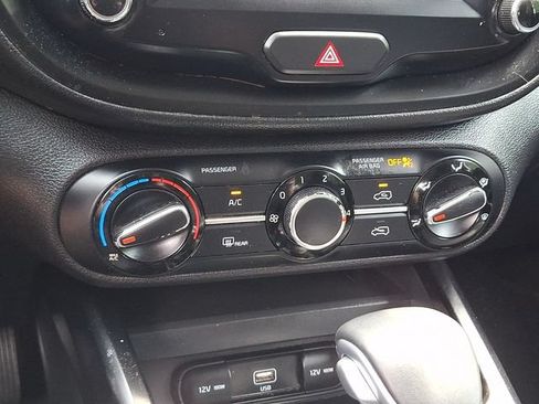 Used 2020 Kia Soul X-Line FWD image 17