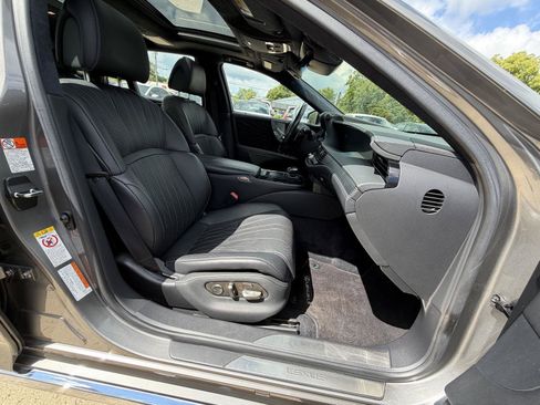 Used 2019 Lexus LS 500 RWD image 39