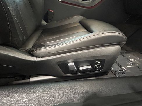 Used 2020 BMW 840i Coupe w/ M Sport Package RWD image 24