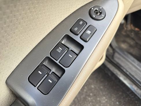 Used 2013 Kia Optima LX image 16