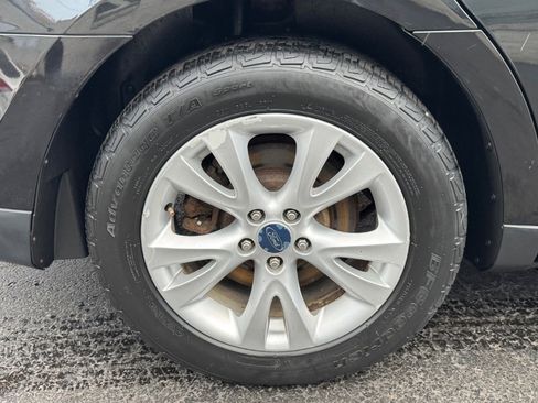 Used 2011 Ford Taurus SEL w/ 201A Rapid Spec Order Code image 13