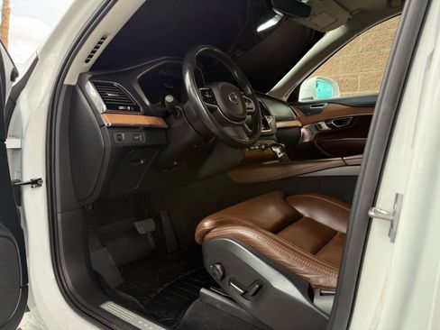 Used 2018 Volvo XC90 T6 Inscription w/ Convenience Package image 39