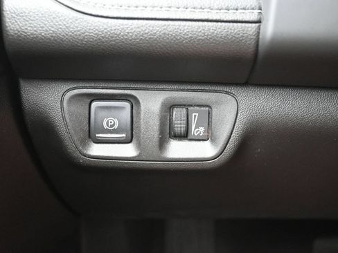 Used 2018 GMC Acadia Denali w/ Technology Package AWD/4WD image 16